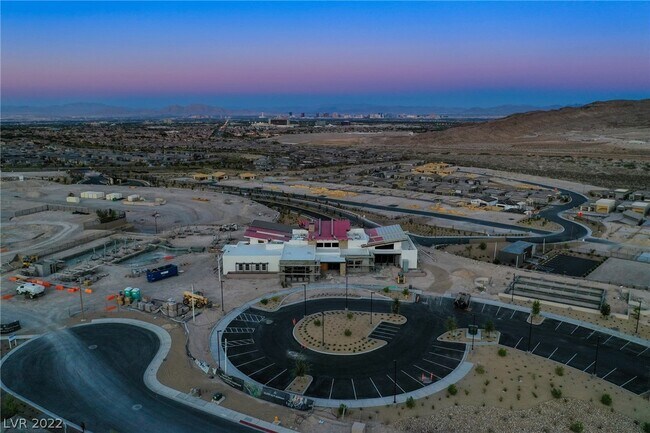 Building Photo - 909 Allister Flds Ln