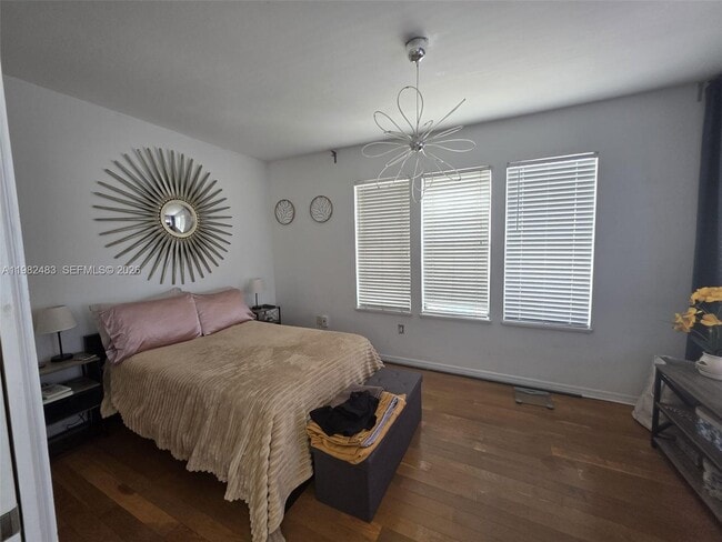 Building Photo - 1027 Pennsylvania Ave