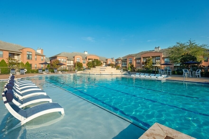 San Cierra 15500 Cutten Rd Houston TX 77070 Apartment Finder