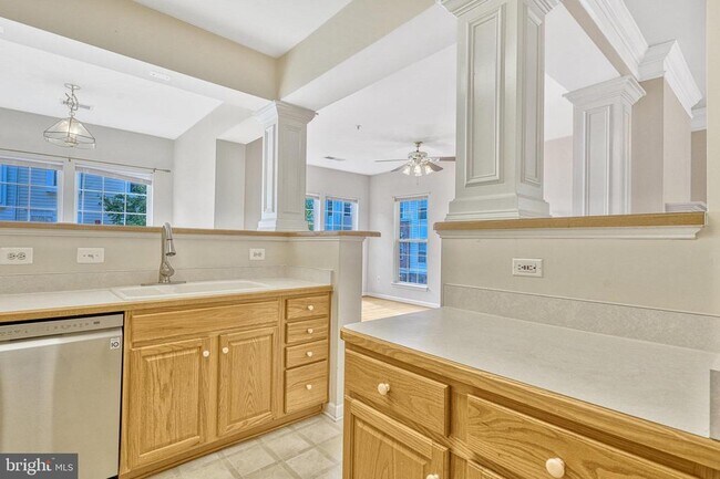 Building Photo - 4174 Lochleven Tr