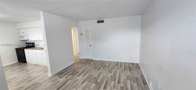 Building Photo - 111 NW 152nd St