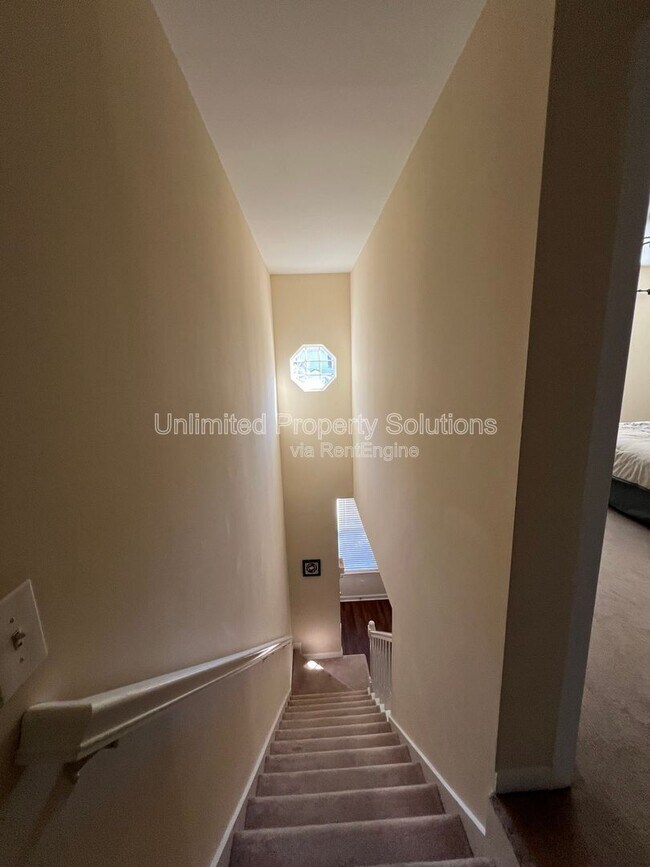 Building Photo - 5813 Wrightsville Ave