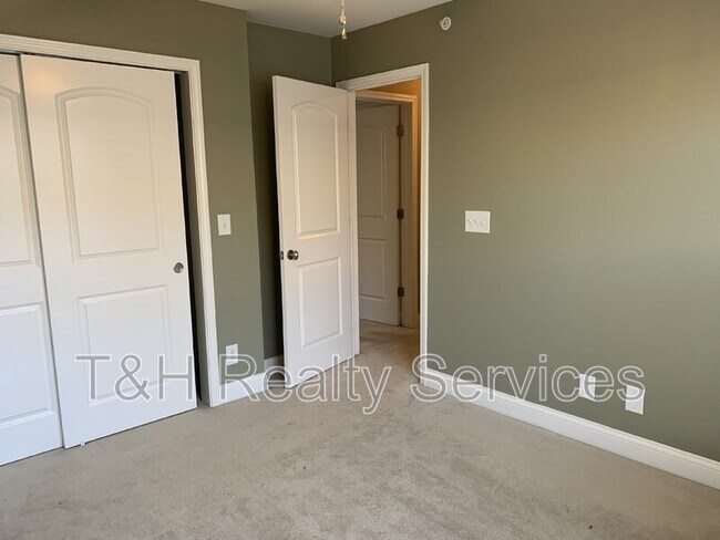 Building Photo - 6665 Boxcar Pl