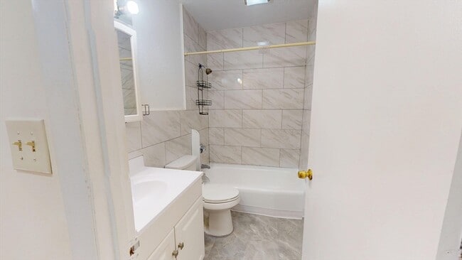 Building Photo - 15 Arizona Terrace