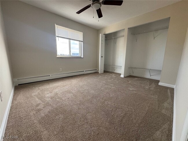 Building Photo - 12050 Lake Ave