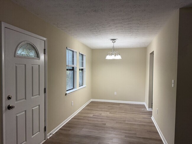 Building Photo - 1705 Cedar Shoals Dr