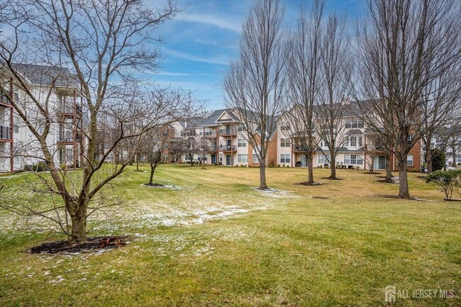 Building Photo - 919 Plymouth Rd