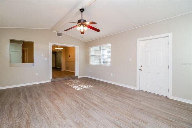 Building Photo - 1729 Puritan Ave