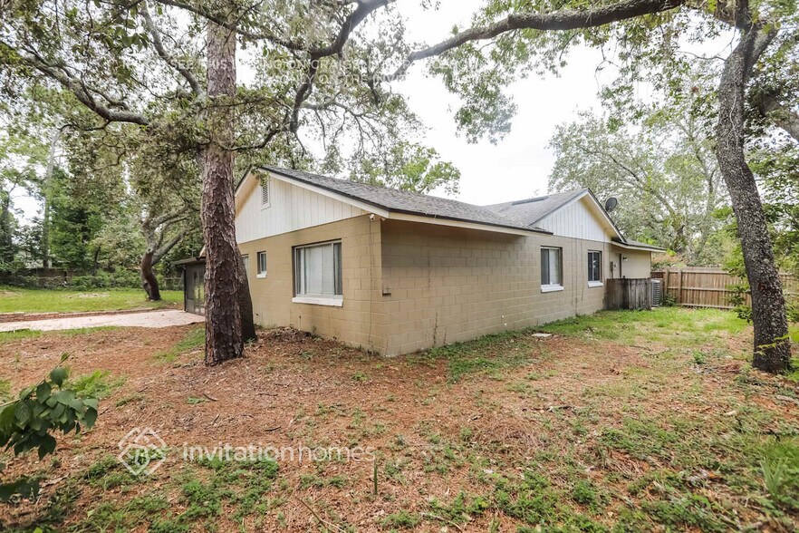 Building Photo - 102 Ingram Ct