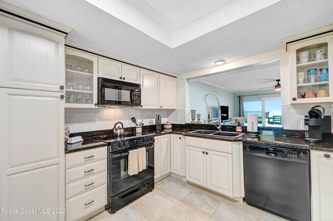 Building Photo - 199 Jimmy Buffett Mem Hwy