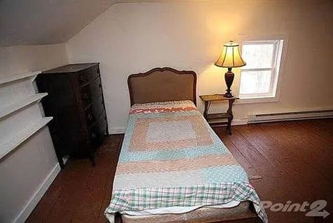 Building Photo - Cozy 3-Bedroom Home with Private Yard in Livingston Manor for November 1st!