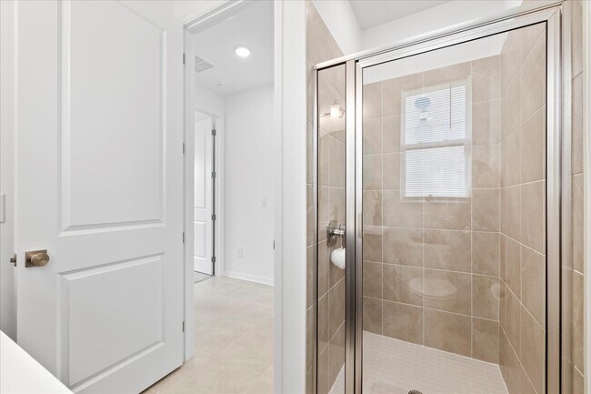 Building Photo - 12195 Stirrup Dr