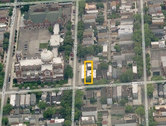 Primary Photo - 1807 W Cortland Ave