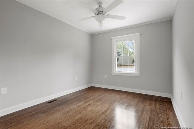 Building Photo - 1432 Summitt Ave