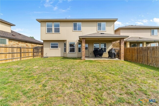Building Photo - 3306 Lorne Dr