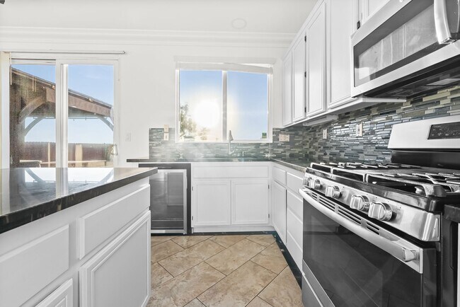 Building Photo - 1564 Clanton Pl