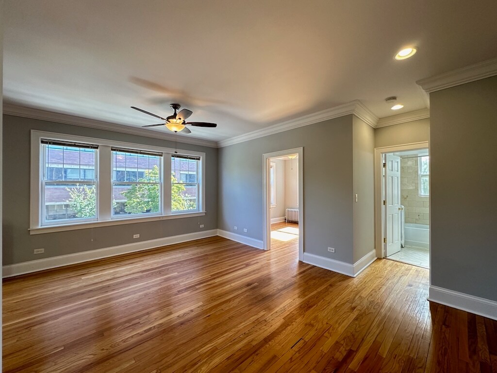 Building Photo - 4414 N Rockwell St