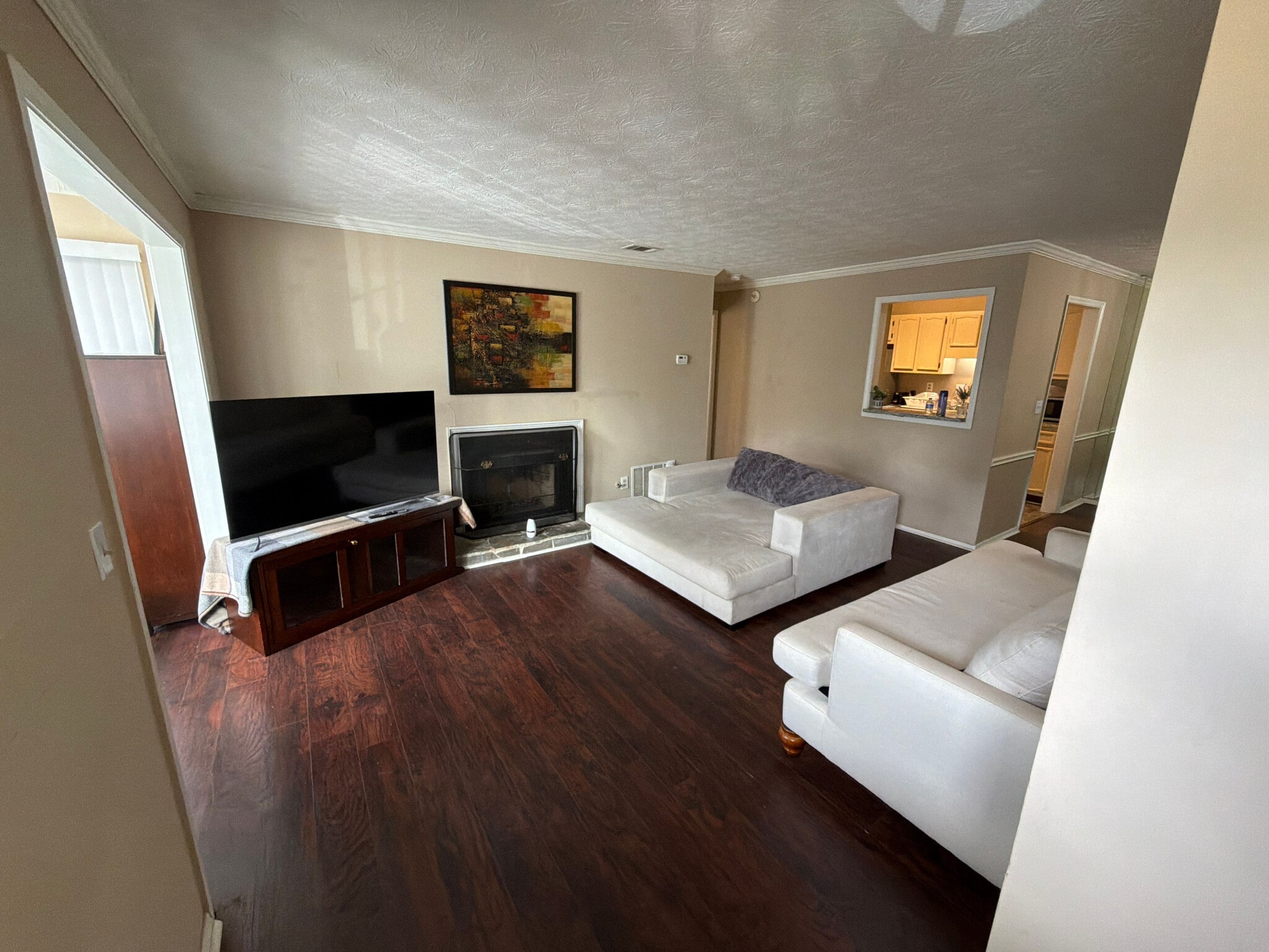 Building Photo - Room in Condo on Brockett Pl