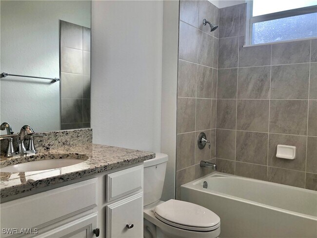 Building Photo - 17868 Woodland Ct