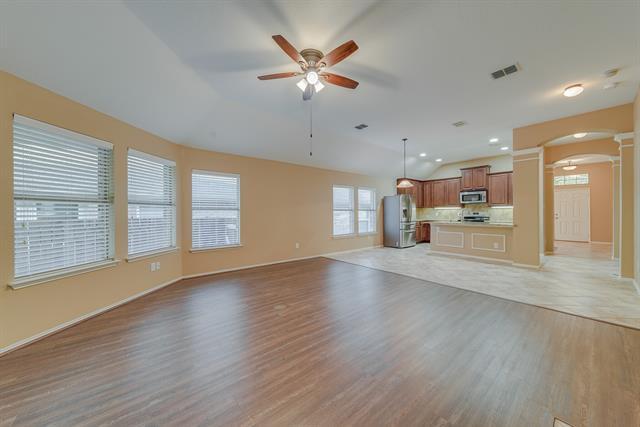 Building Photo - 15705 Wheelhorse Trail