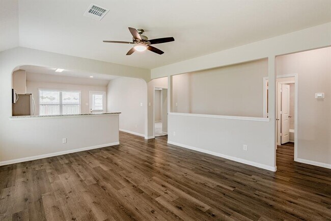 Building Photo - 4922 Blue Jacaranda Wy