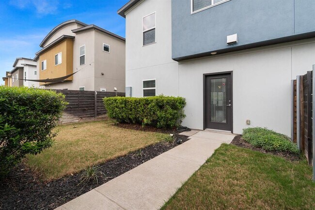 Building Photo - 5913 Charles Merle Dr.