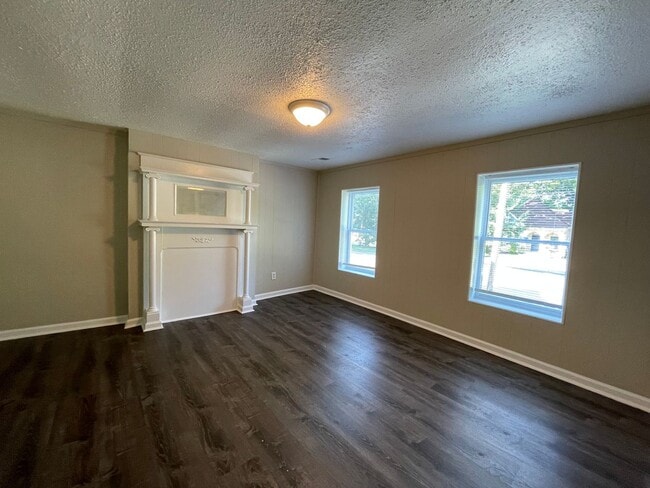 Building Photo - Welcome To Your New Home!