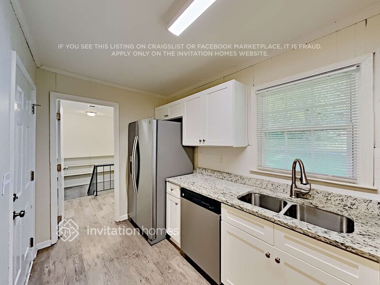 Building Photo - 849 Howard Ct SW