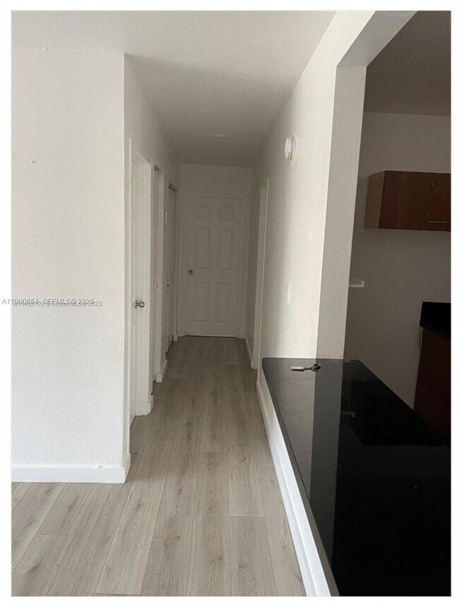 Building Photo - 4360 NW 79th Ave