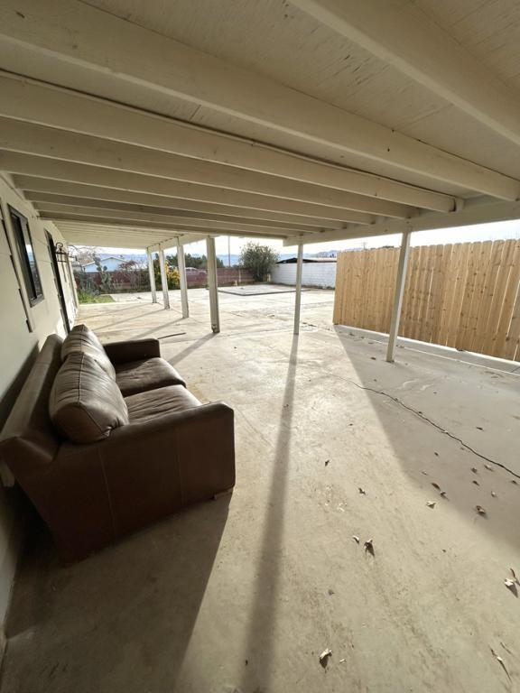 Building Photo - 16101 Ash St