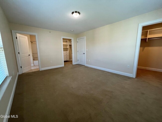 Building Photo - 60 Weibel Ave