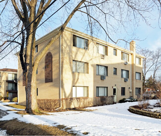 Primary Photo - 1024 S York Rd