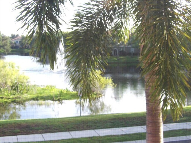 Building Photo - 8098 Moonstone Dr