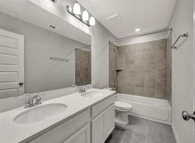 Building Photo - 216 Cresta Cv Ct