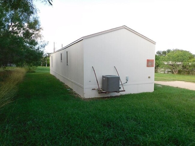 Building Photo - 1770 St Johns Rd