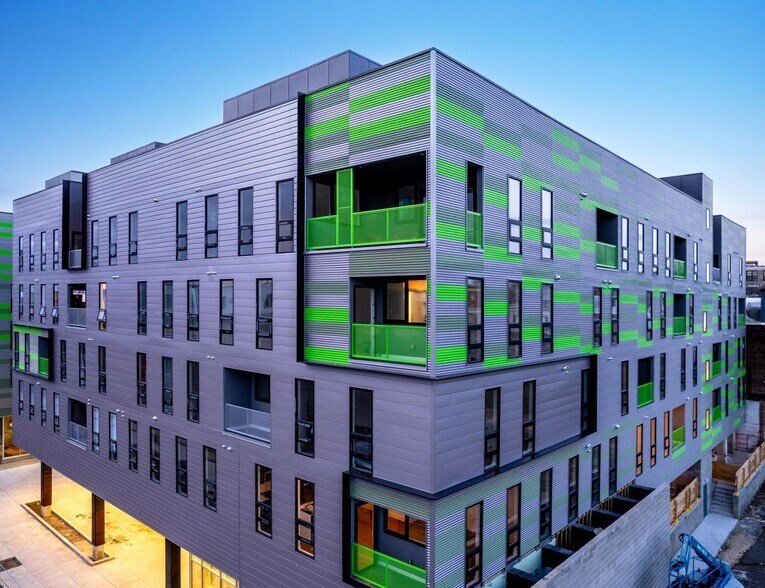 Building Photo - 1501 N 31st St