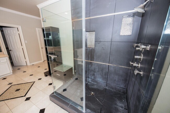 Building Photo - 3515 Durness Way