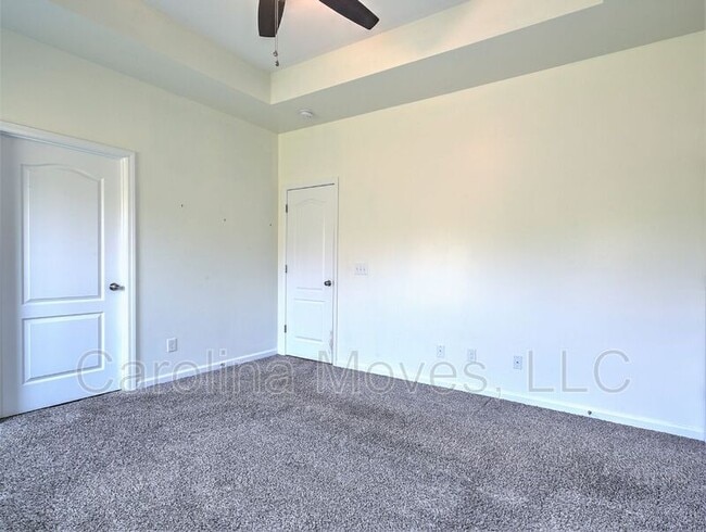 Building Photo - 148 Caledonia Dr