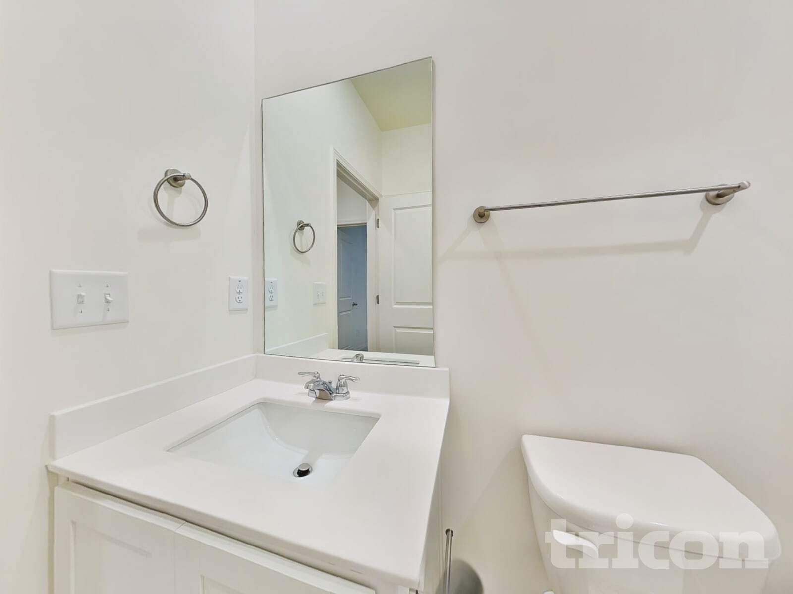 Building Photo - 192 Hynes St