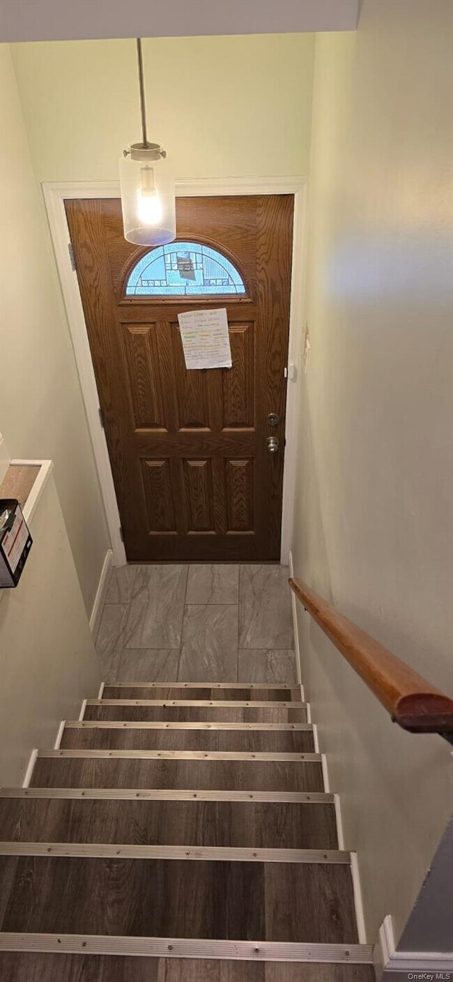 Building Photo - 235 MacDougal St