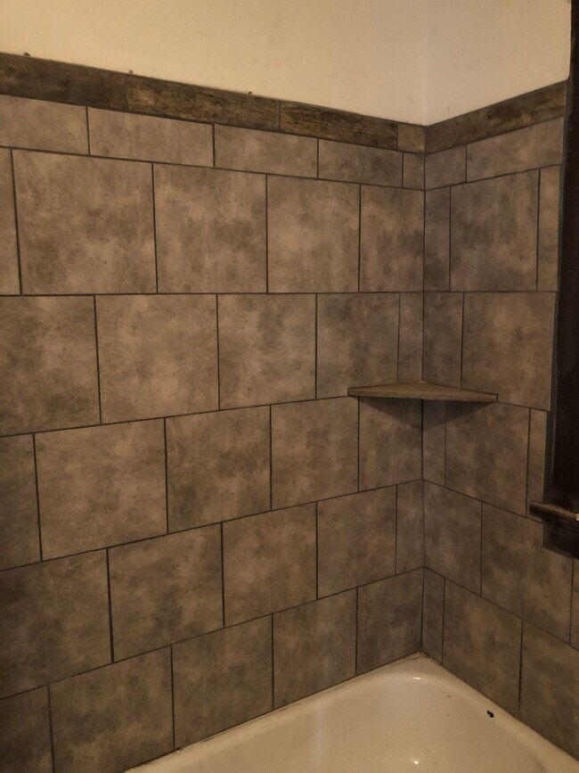 Building Photo - 649 Fulton Ave SW