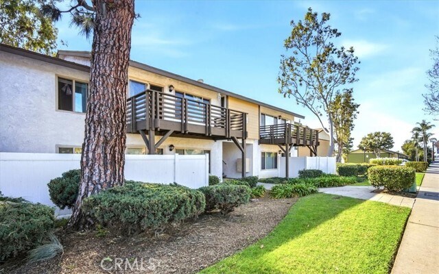 Building Photo - 1200 W Lambert Rd