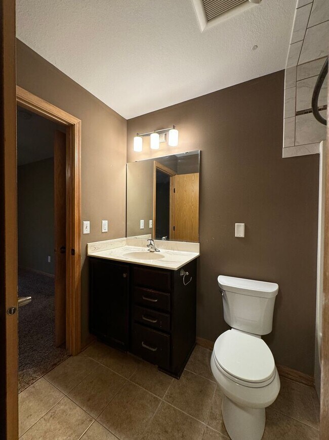 Building Photo - Dogs are welcome no cats this property does not participate in Section 8. Available January 1, 20...