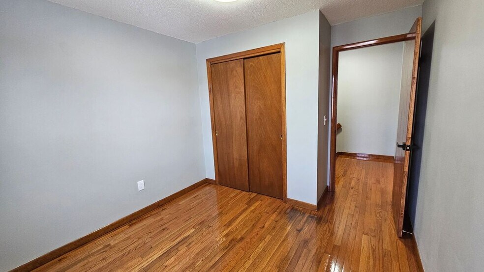 Building Photo - 32 Morrison St