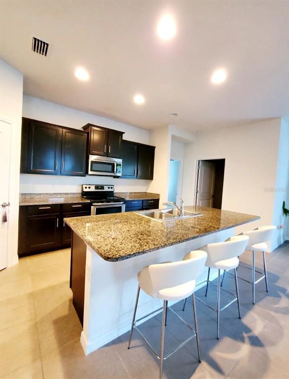 Building Photo - 17589 Garsalaso Cir