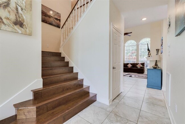 Building Photo - 14103 Heatherhill Pl