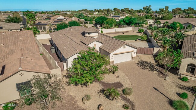 Building Photo - 14806 Luna Cir