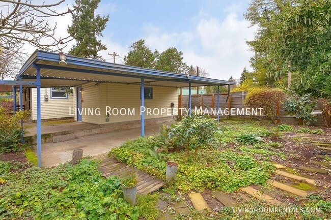 Building Photo - 8414 N Peninsular Ave