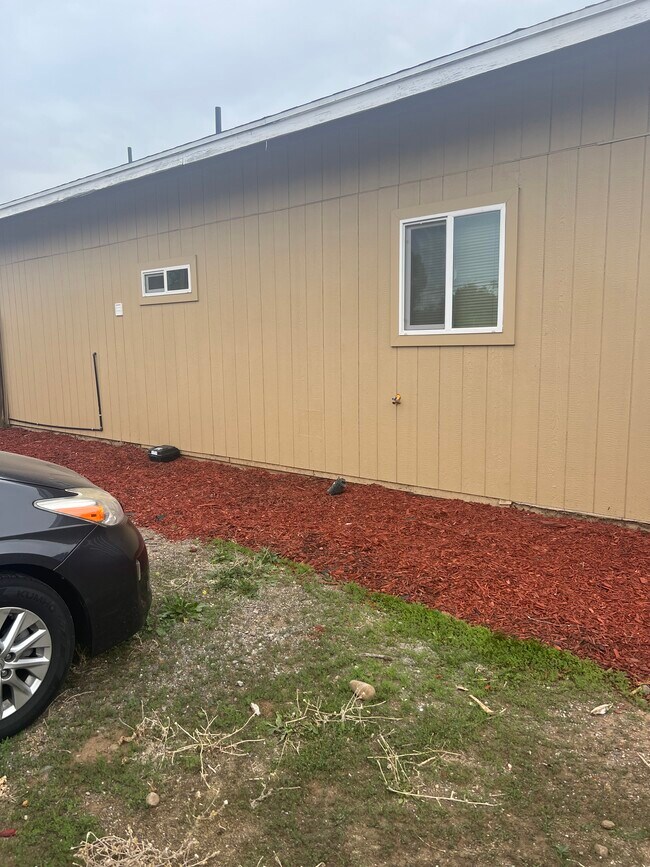 Building Photo - 9024 CA-99