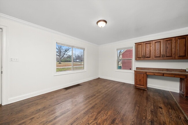 Building Photo - Updated 5-Bedroom, 2-Bath Home Across from the Park